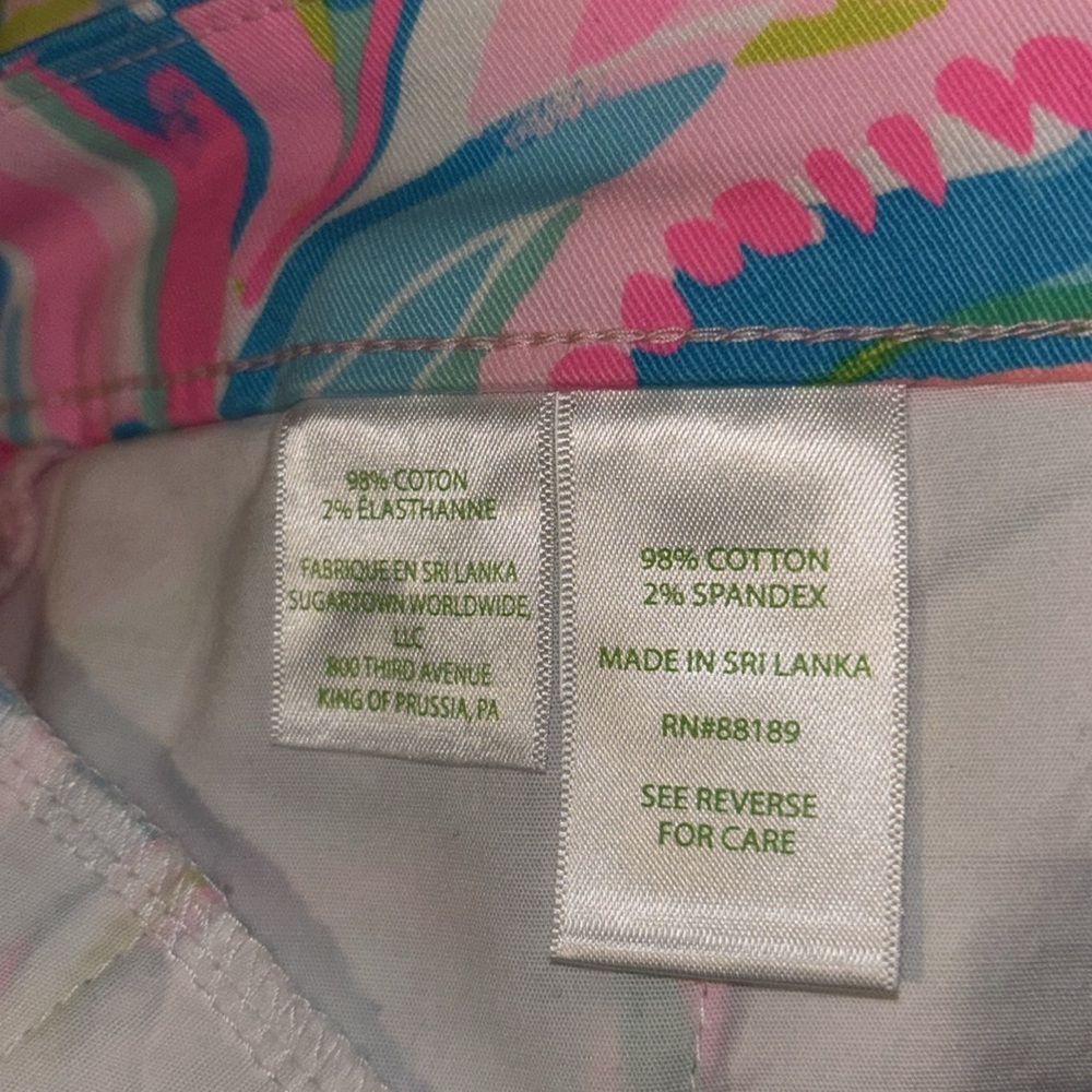 LILLY PULITZER BUTTERCUP STRETCH SHORTS , MULTI CARNIVAL CORAL size 4 - Picture 5 of 6